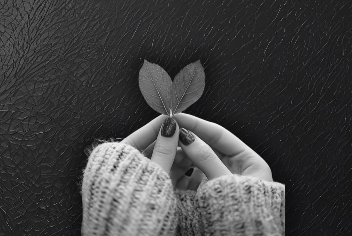 Canını kederle tüketme ...

                ~Shakespeare~

Yolunuz sevgiye ,iyiye,güzele rast gele..