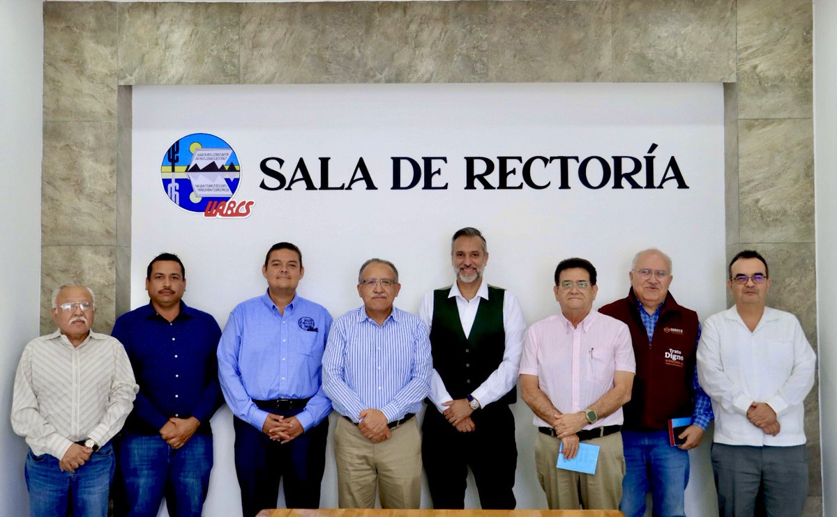 Un enorme placer conocer al Dr. Dante Salgado, Rector de la <a href="/UABCSoficial/">UABCS</a>, humanista, poeta y experto en la obra de Octavio Paz. Feliz de hablar de cultura, de literatura, de poesía y sobre todo, de sumar esfuerzos en diversas actividades con la Representación del <a href="/Issste_BCS/">Issste Baja California Sur</a>.