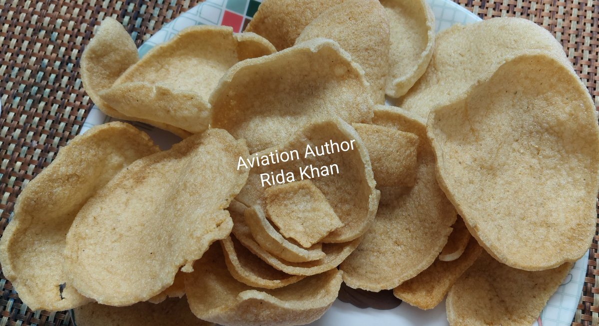 Crispy Thai Prawns Crackers a light yummy #snacks made my day .
#thaifood #food #foodie