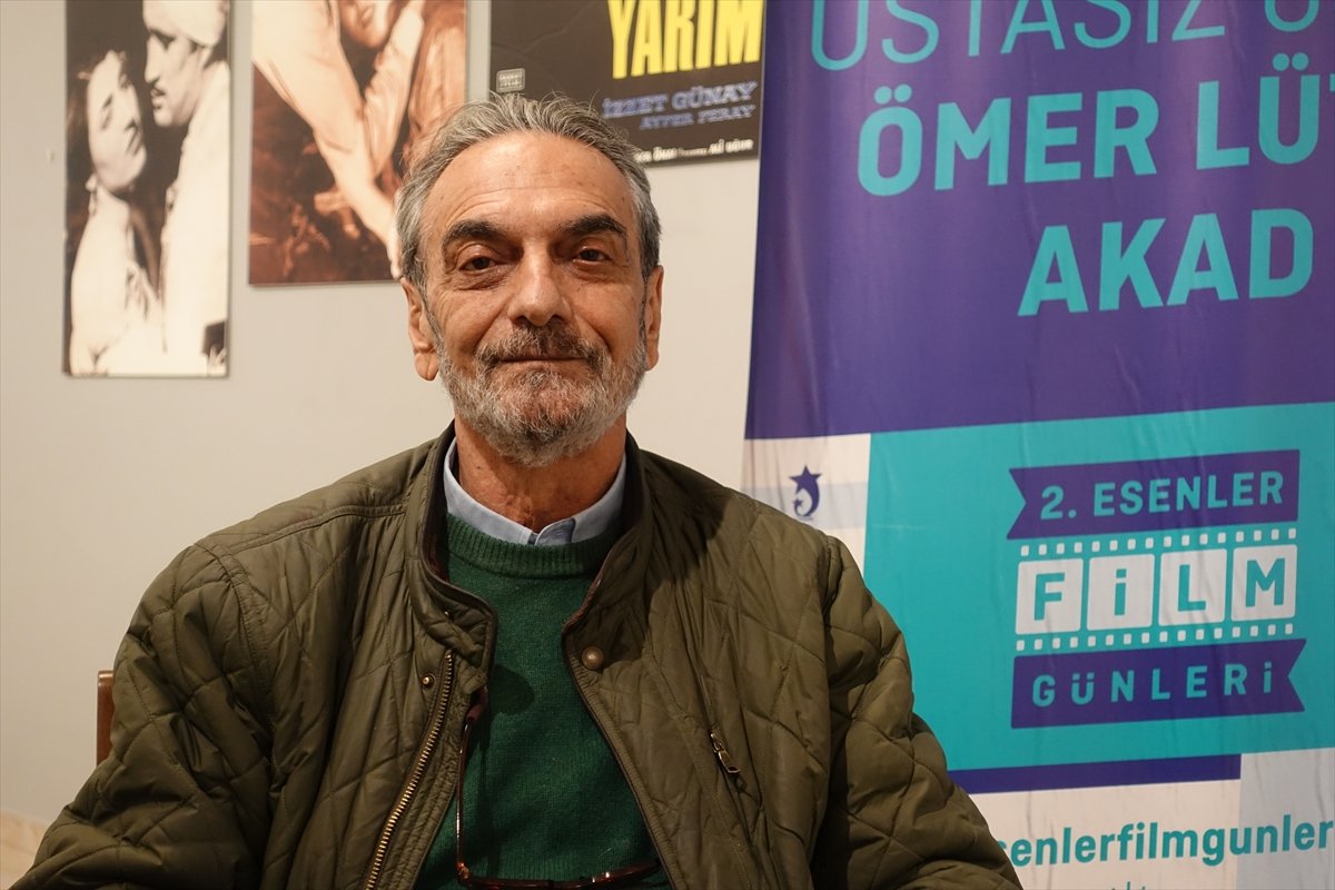 Oyuncu Hümayun Erşadi Hayatını Kaybetti

Abbas Kiyarüstemi'nin kült filmi Kirazın Tadı'ndaki performansıyla hafızalara kazınan, İranlı usta oyuncu Hümayun Erşadi, 78 yaşında hayatını kaybetti.

Usta oyuncu bir süredir kanserle mücadele ediyordu.