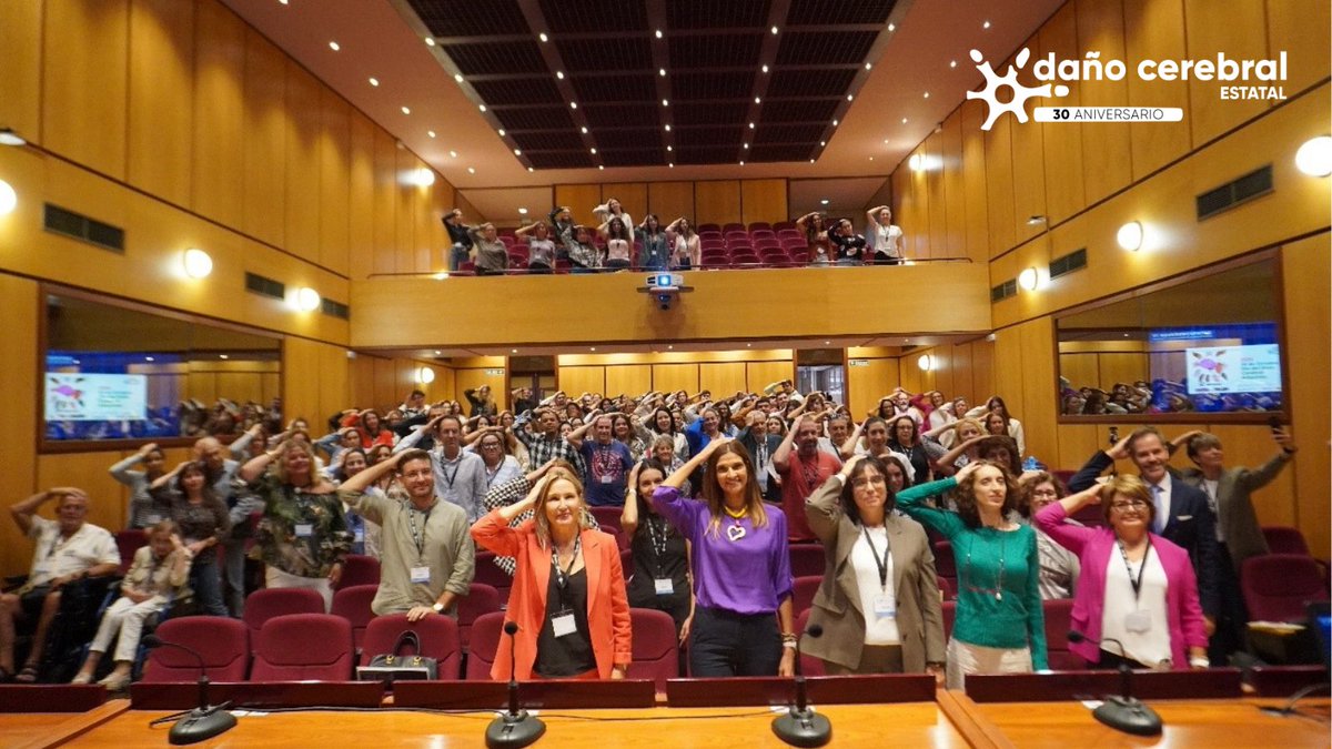 danocerebralE's tweet photo. ALIANZAS | El 29 de octubre acompañamos a @adacea_tf en el VI NeuroEncuentro titulado ‘Del impacto al impulso: vivir tras el Daño Cerebral Adquirido’.

Además, recibimos el el reconocimiento ADACEA – COFARTE 2025 al compromiso nacional. ¡GRACIAS!

Noticia completa en: https://t.co/JLcExaMxr1