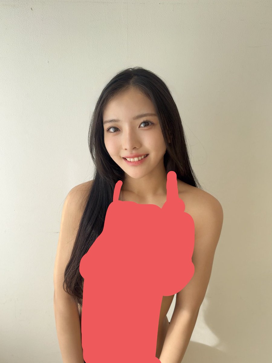 12月9日発売
 #BOMB 26年1月号

✨初グラビア✨初水着👙着てきました♡

#龍本弥生 さんと一緒に撮ってきました

セブンネット限定特典：NMB48ポストカード
7net.omni7.jp/detail/1107662…

エビツタ特典:
ランダムポストカード✨
store.shopping.yahoo.co.jp/tsutaya-ebisub…

私の初めてたくさんの人に見て欲しいです！♡