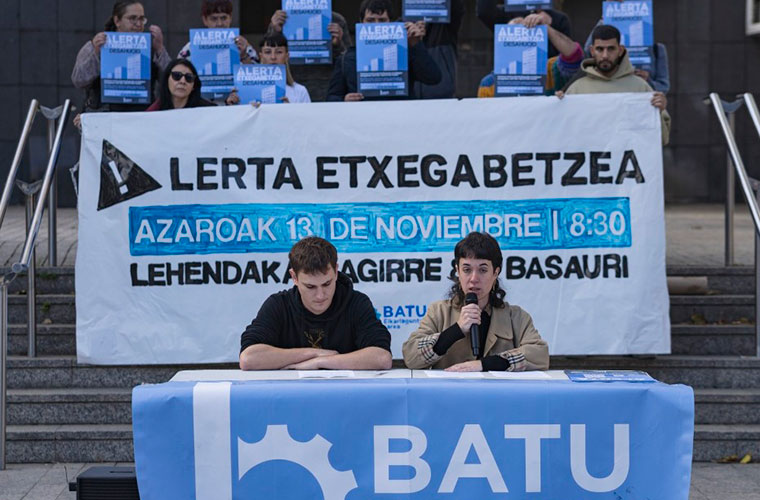 IBAIZABAL: Cerberus putre-funtsak Basauriko bi bizilagun kaleratzeko asmoa salatu du Batu etxebizitza sindikatuak
bilbohiria.eus/76622