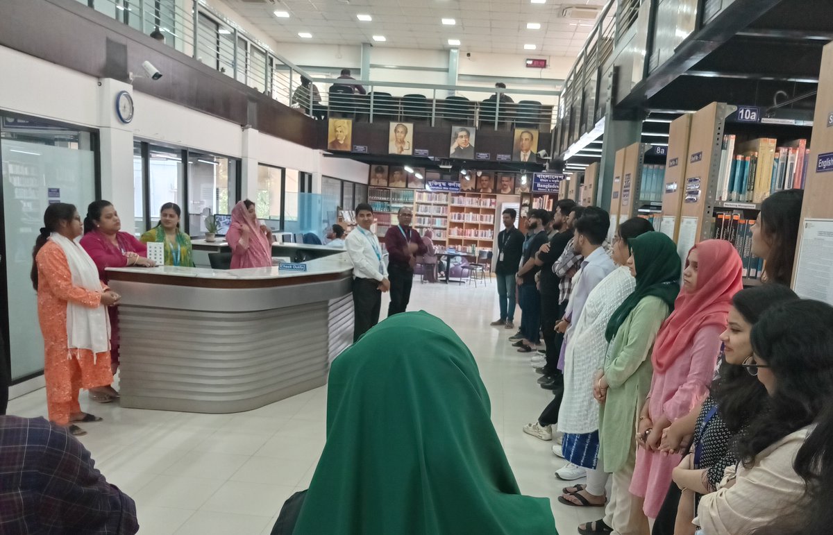 LibraryULAB's tweet image. ULAB Library conducted Library Orientation for the students of BUS 1101: Introduction to Business on Tuesday, 11 November 2025.