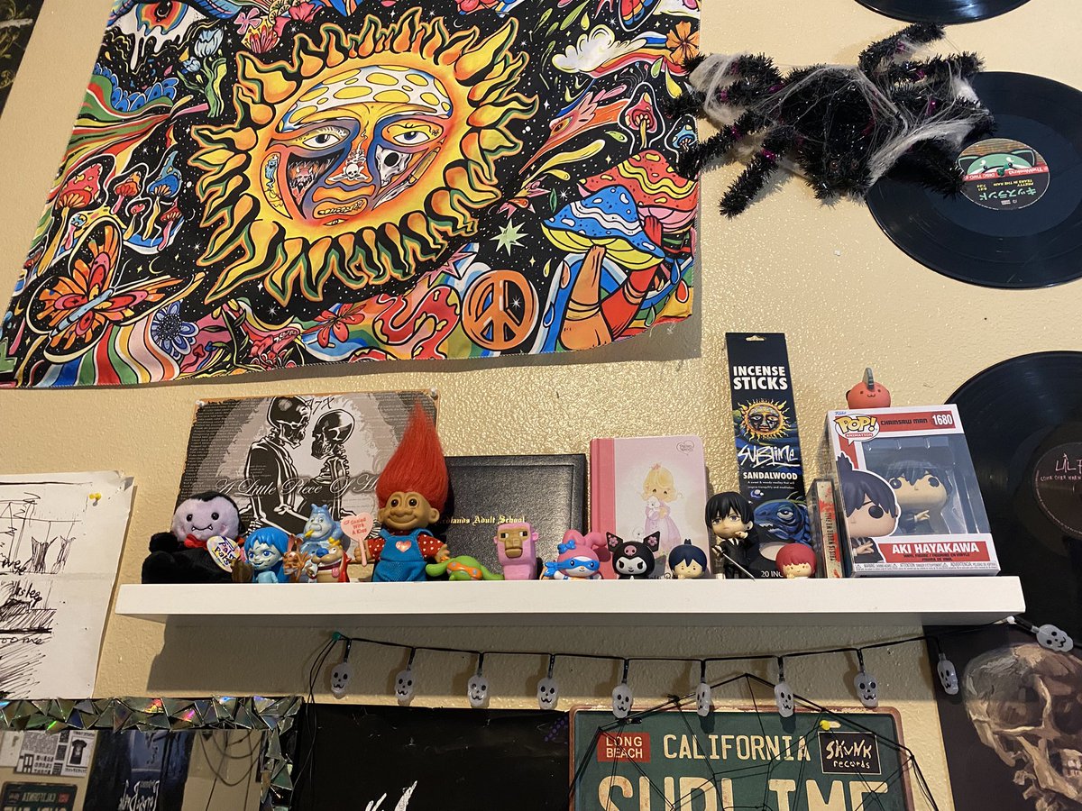 lainpod's tweet image. my little akis