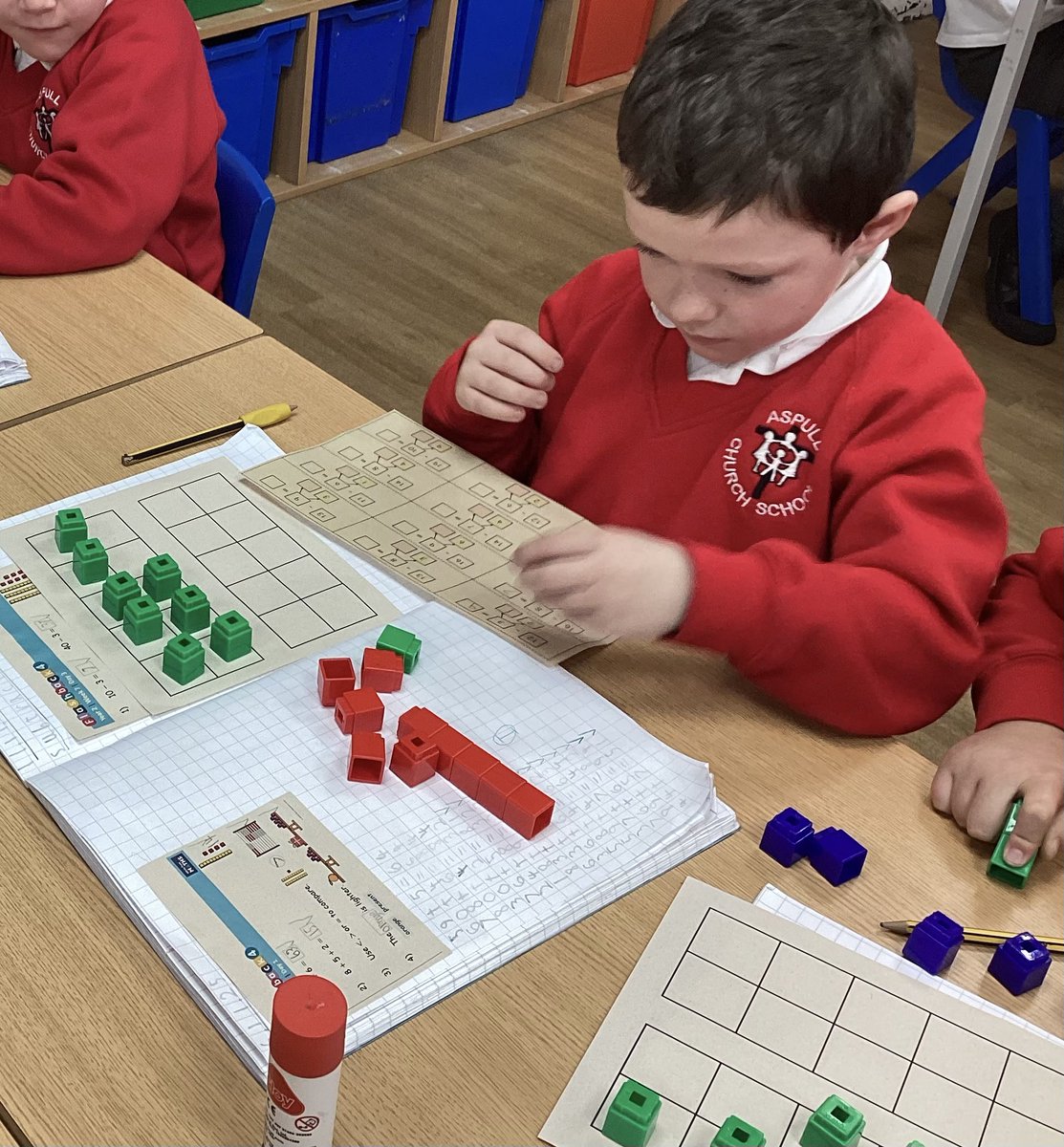 Class2Aspull's tweet image. We are subtracting across 10 today. #acpsmaths