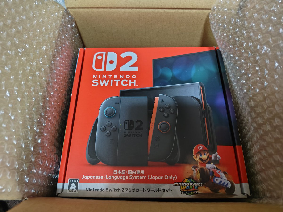 n0b_u's tweet photo. 来週発送かと思ってたら今日届いた🎮️🍩🐙🎮️🐟️📺️🎮️ https://t.co/fmwbTD4hLz