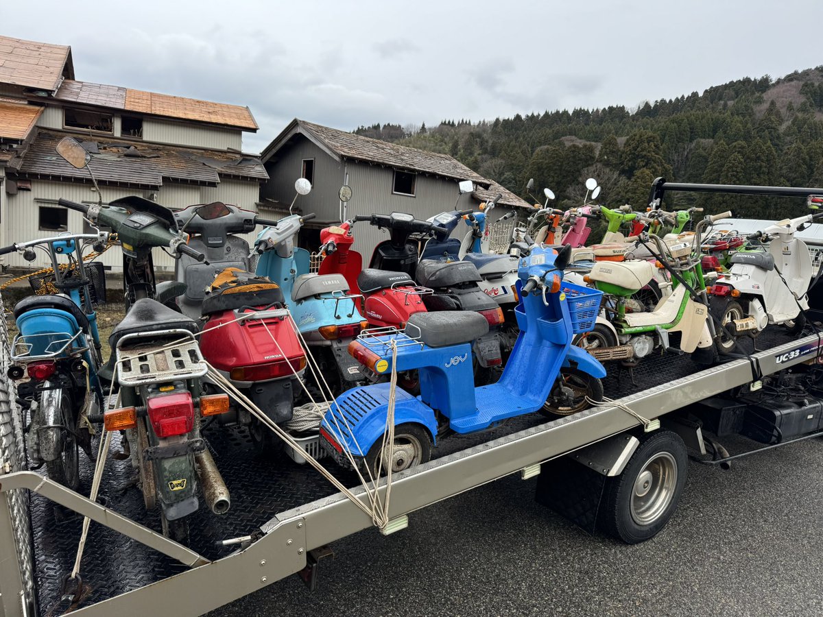 zuppagarage's tweet photo. 在庫整理で販売します。
基本不動です。
現車確認できない方は時間かかるかもしれませんがお答えできるところは確認してお答えします。
#販売
#整理 https://t.co/FJf5ln3U3x
