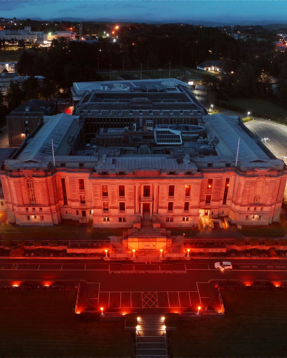 Llyfrgell Genedlaethol Cymru tweet media