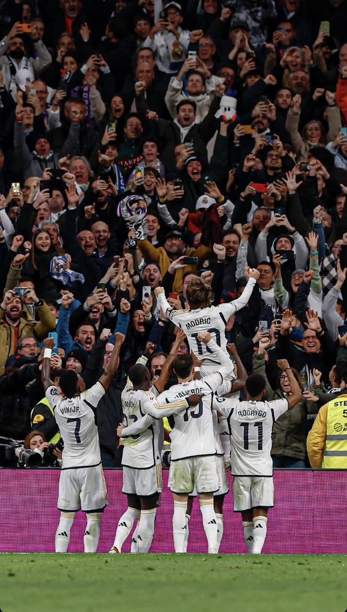 these kinda pics hit different