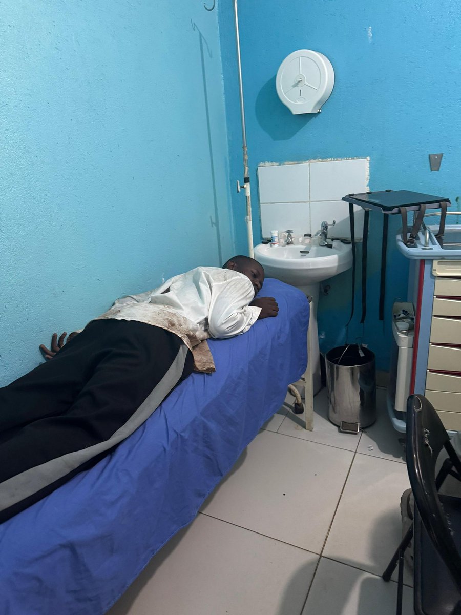 MalemaZw's tweet image. We are receiving news that our comrades have been found but they were seriously tortured then they were dumped. This kind of conduct has no place in Zimbabwe. We appeal to @PoliceZimbabwe to do its investigations and bring perpetrators to book. 

@zimlive @HStvNews @Cde_Ostallos