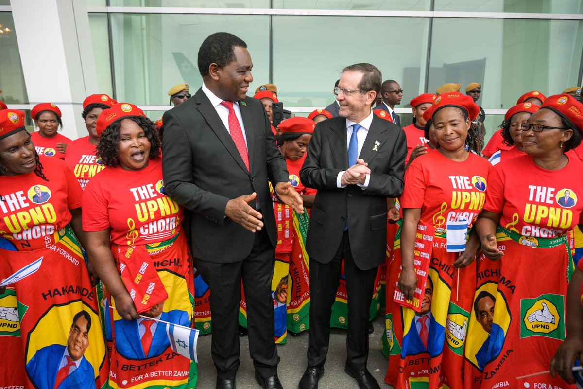 Israel em Angola tweet media