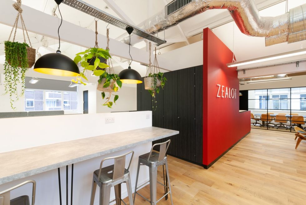 ProjectsNiche's tweet image. Our team handles everything - design, project management, employee-engagement, build-delivery - all under one roof.

It’s turnkey fit-out made simple.

Find out more on our website!
-
#design #designinterior #nicheprojects #corporatedesign #workspaceinterior