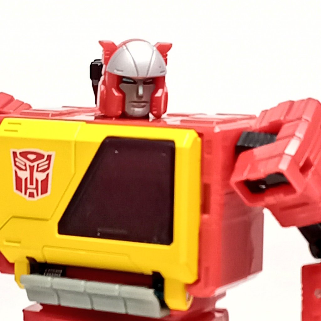 lattice_T_OSK's tweet image. スチールジョー、変形には使わない腰可動があるのだが、いったい何のために…

#トランスフォーマー
#Transformers