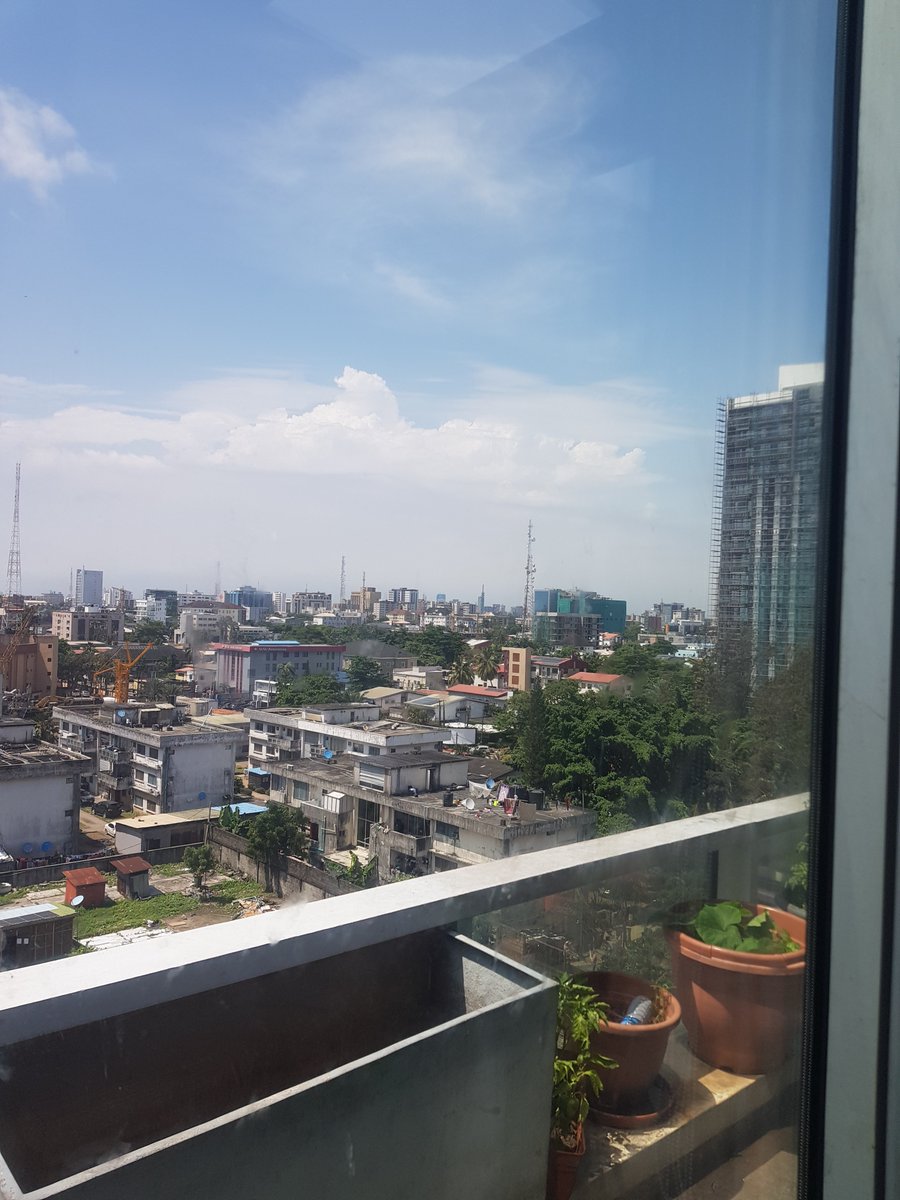 Esokoyi's tweet image. Remember the sea as it rules If u understand the flow🚶‍♂️🚶‍♂️☻
Just #Athinker 🤔