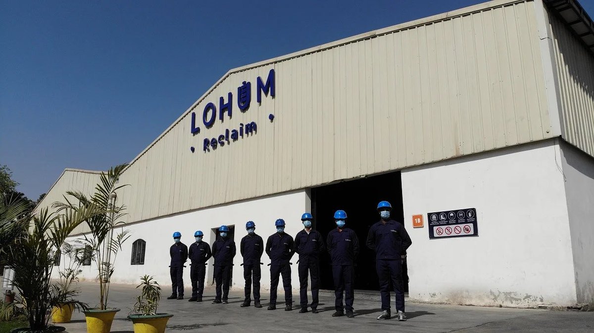 Some startups are doing really incredible work in Uttar Pradesh

Noida based LOHUM has established India’s first integrated rare earth magnet facility:

🔸Capacity - 2,000 MT (20% of India’s total demand)
🔸Investment - ₹500 CR

Major step towards India’s self reliance in