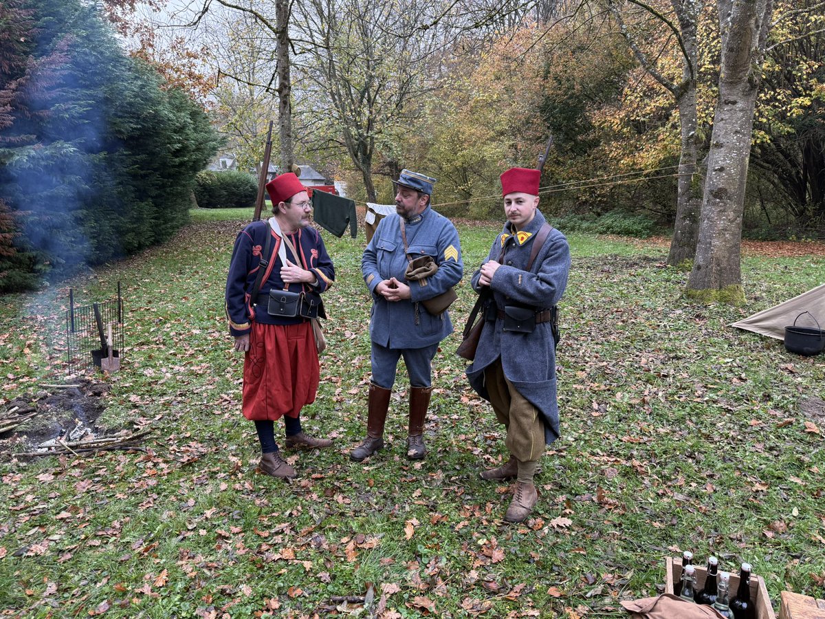 JPCarpentierUE's tweet photo. Sur le chemin du retour, je me suis rendu à #Rethondes à la #clairière de l’#Armistice pour rendre #hommage aux #soldats #morts pour la #France.

Leur courage, leur sacrifice, leurs vies fauchées ne sont pas vains.

#Honneur #Gloire #Humanité https://t.co/vRoNMhojHY
