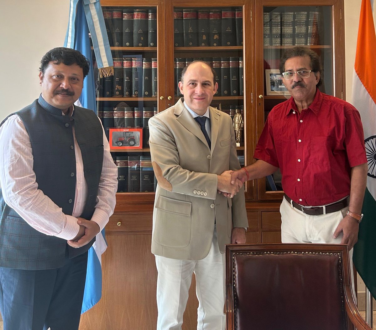CaucinoMariano's tweet photo. Grateful to Uttar Saha, S. Datta and P. Saha from the Kolkata Argentine Football Fan Club for visiting our Embassy. https://t.co/W6PfX5YiC2