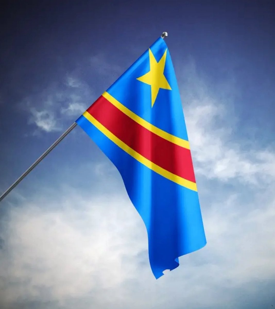 Wisi_Kitemona's tweet image. Plus d'un demi siècle que ça meurt au #Kongo. J'en parle ici, mais combien d'pays Africains en parlent?
Mais quand il s'agit de soutenir les pays oxydantaux en crise, faut voir les pays africains sont les 1er.
Tout ça m'a permit de comprendre que le #Nwar n'aime pas frère #Nwar.