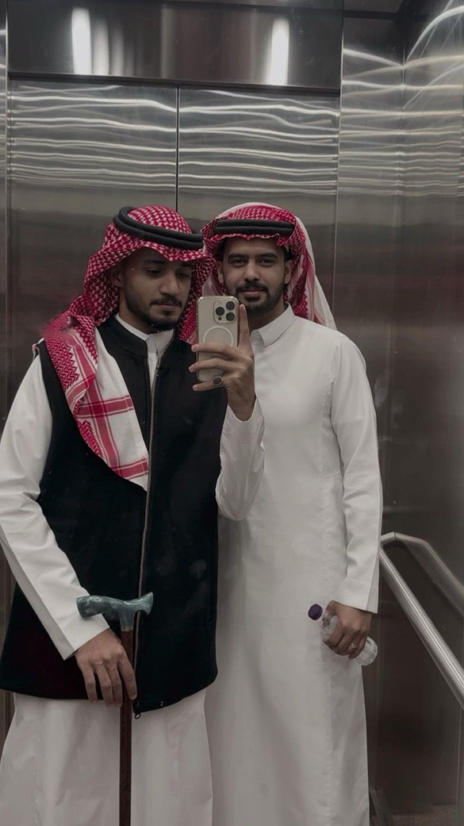 شكرا لكل من وقف معي وزارني وتحمد لي بالسلامه وابشركم صحتي بخير ❤️❤️.