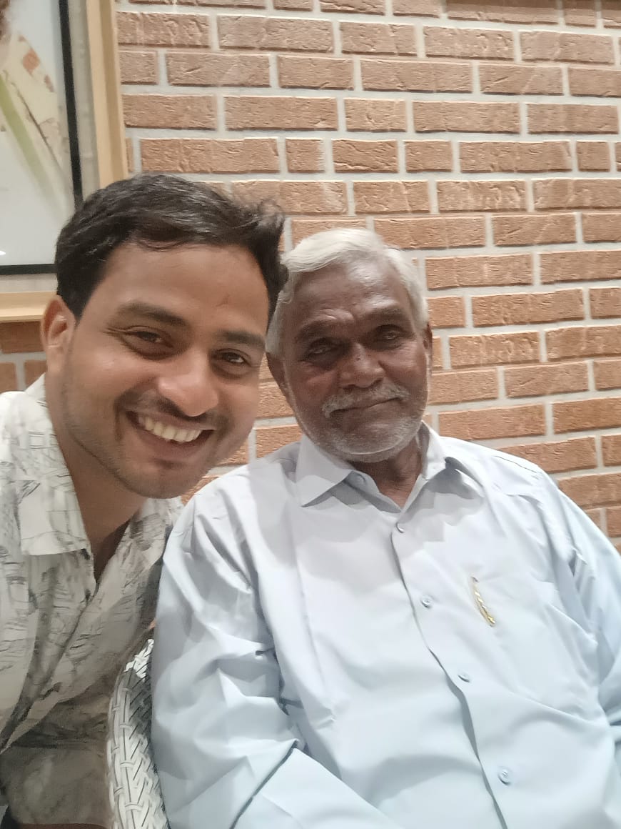 मारंग बुरु से <a href="/ChampaiSoren/">Champai Soren</a> दादा के लिए झारखंड राज्य को और सशक्त बनाने के लिए आशीर्वाद मांग रहा हूं। चंपई दादा के जन्मदिन पर मेरा उम्र भी उन्हें लग जाए ऐसा प्रार्थना करता हूं।