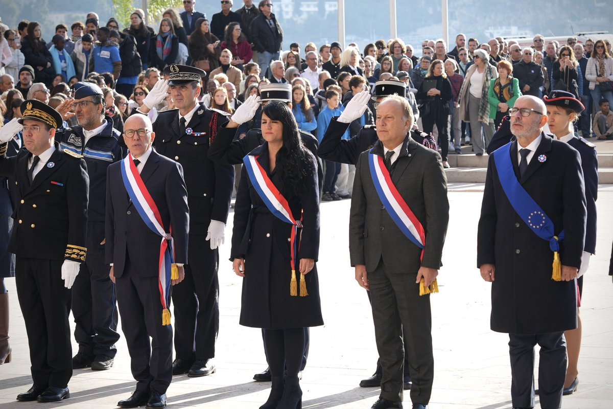 Le 11 novembre nous rappelle le prix du courage et le sacrifice de toute une génération pour la patrie.

Rendons également hommage à nos forces armées, héritières de cet engagement.

Que jamais ne s’éteigne la flamme éternelle de la France 🇫🇷