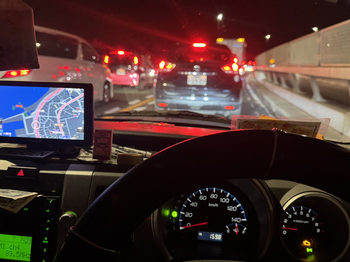 西湘バイパス下り大磯港付近から
事故の様でハマってます
＃西湘バイパス
＃事故