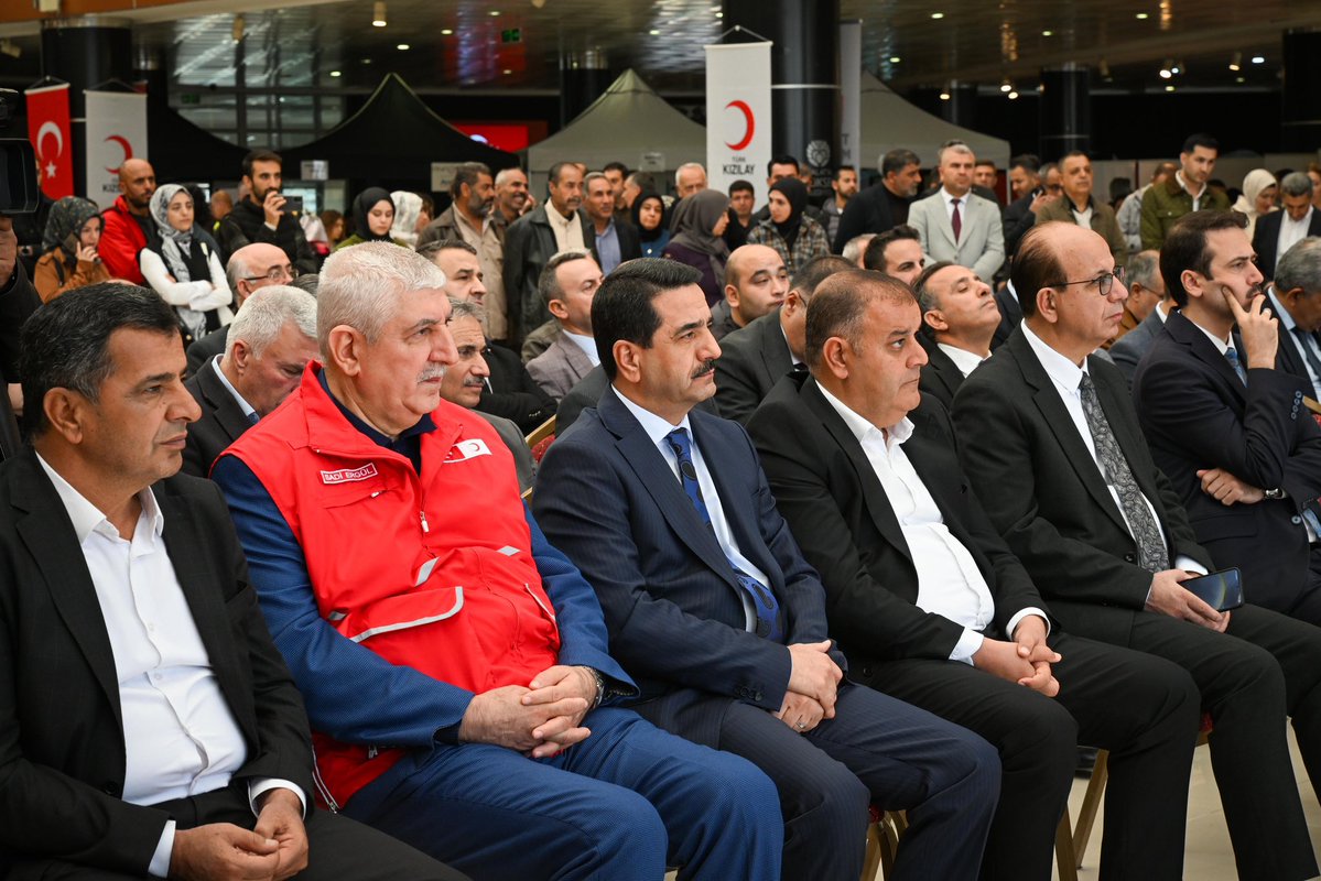 Malatya Büyükşehir Belediyemiz ve Kızılay Malatya Şubesi ortaklığında düzenlenen; istihdam fuarına katılım sağladık.