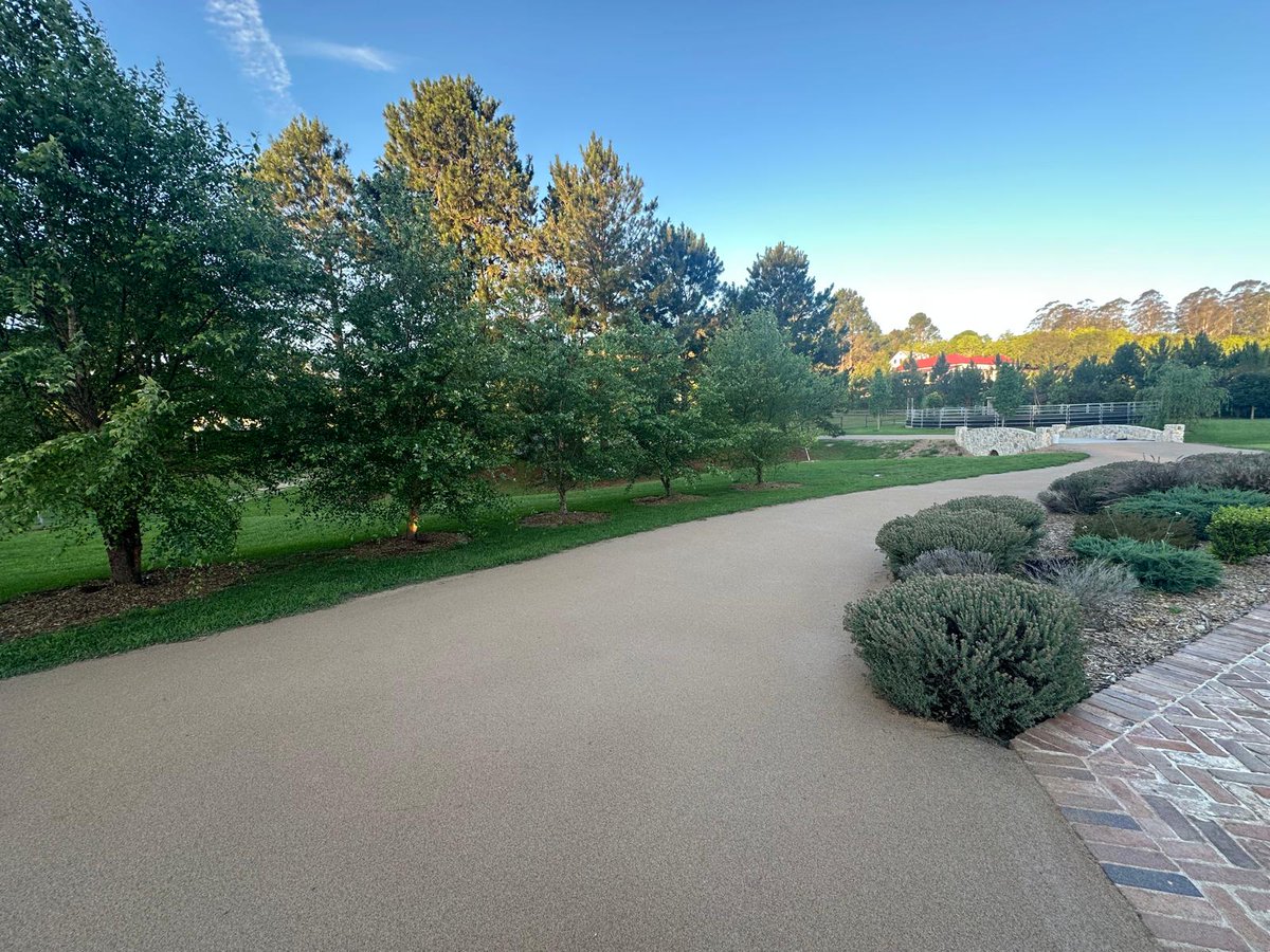 Sic Surface Australia tweet media