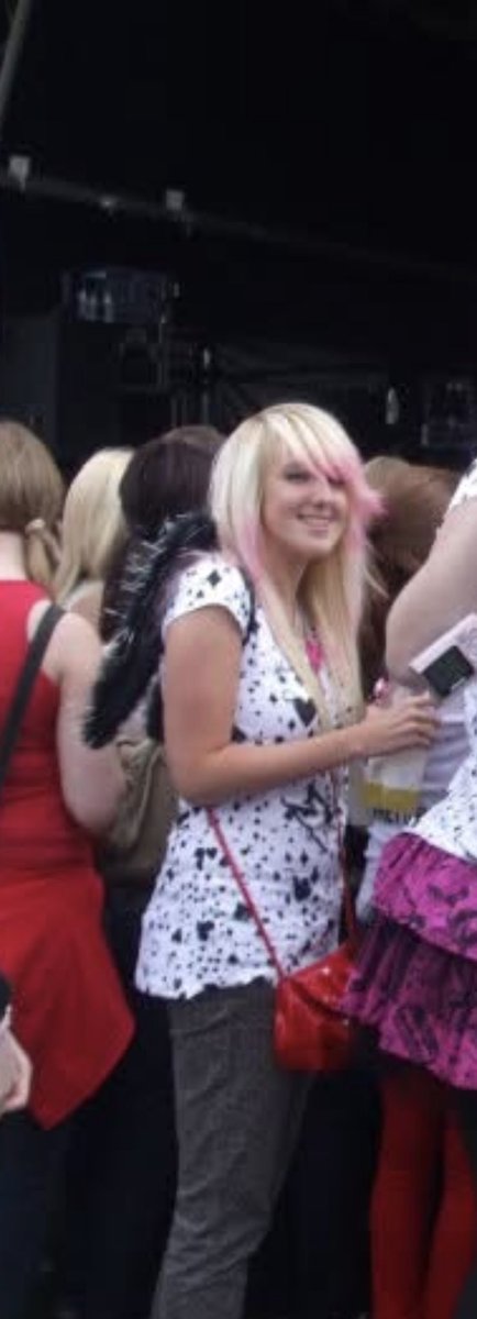 Me seeing McFly at Lincoln Castle in 2008 with my custom made Wonderland top (aka a card suit top with McFly written on it in sharpie) 🥲