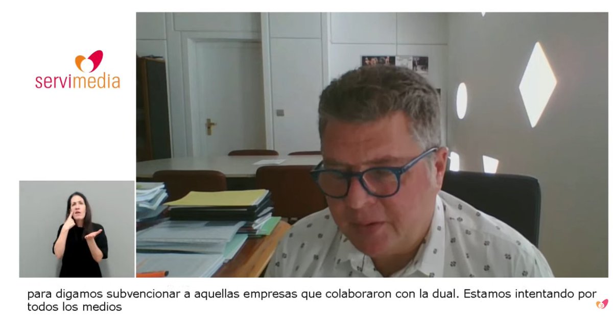 ServimediaLive's tweet image. 🎙️Francisco Rodríguez Machado de @EducacionGobC expone los beneficios de la #FormaciónDual para las #empresas

📌Mejora la calidad de la formación 
📌Mejora la competitividad de las empresas
📌Da agilidad y flexibilidad 

📺Síguelo👇 
servimedia.tv/DialogoFormaci…