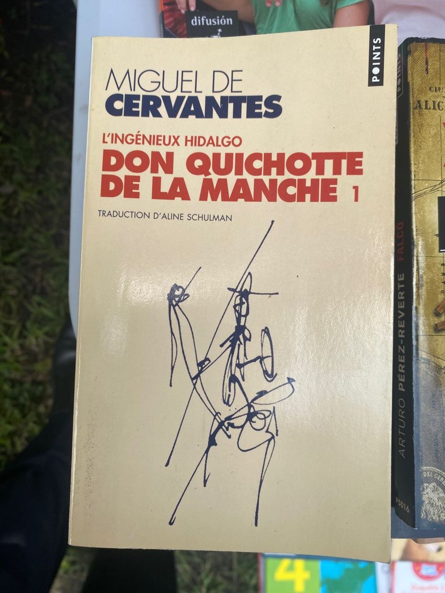 EmbEspRDC's tweet image. Sous l&apos;égide de l’Ambassade à la Fête du Livre à Kinshasa, des élèves du Groupe scolaire de Lemba ont assisté à une table ronde sur Cervantès et «Don Quichotte de la Manche», considéré comme le premier roman moderne. Nous remercions Bookexpress pour sa collaboration.