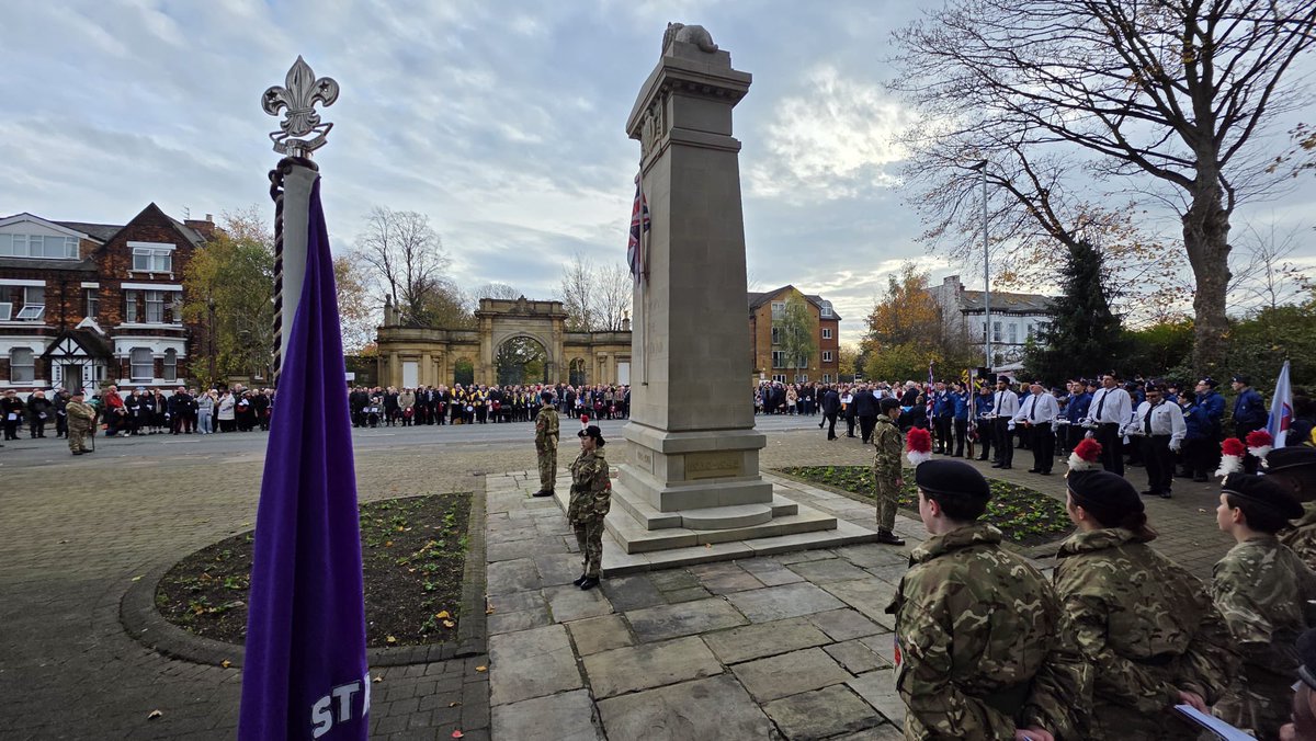 GMWScouts's tweet photo. LEST WE FORGET 🌺

We are so proud of our volunteers and young people who took time to pause and remember on Sunday, joining remembrance services across our County. 

Thank you for representing our community with such respect and pride.

#LestWeForget #RemembranceDay #GMWScouts https://t.co/xqPse2dzd0