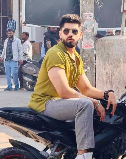 Avi_Deewani's tweet image. Should i Reveal #AvinashMishra Character in #HISAAB?  🫠

Hint-  Related to &quot;TIGER&quot; 🐯

#AvinashMishra #Hisaab