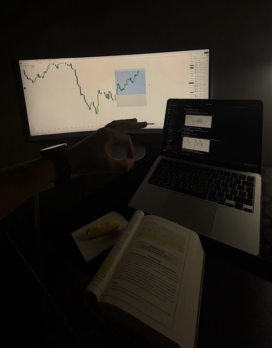 ¿Alguna vez te has preguntado cuánto dinero ganan los mejores traders del mundo?  

Yo sí  

Así que hice una investigación y... spoiler: NO es lo que te han vendido en redes.  

Guarda el hilo porque lo necesitarás en horas bajas 🔒 

A continuación vas a ver datos reales