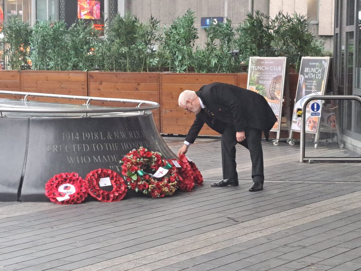 Birmingham New Street tweet media