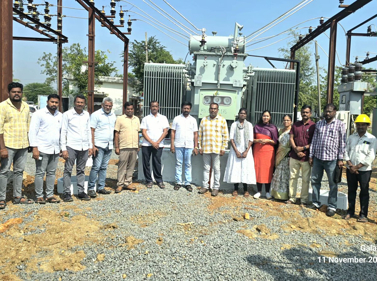 TG_NPDCL's tweet image. ⚡🌞 #TGNPDCL – Strengthening Power Infrastructure 🌾🔌Kothagudem Dist.

As part of developmental activities and to meet the upcoming summer demand,
today at 🕙 10:50 hrs, a 5 MVA Additional Power Transformer (PTR) and LV VCB were successfully charged by 👷‍♂️ SE/Operation/Bhadradri…
