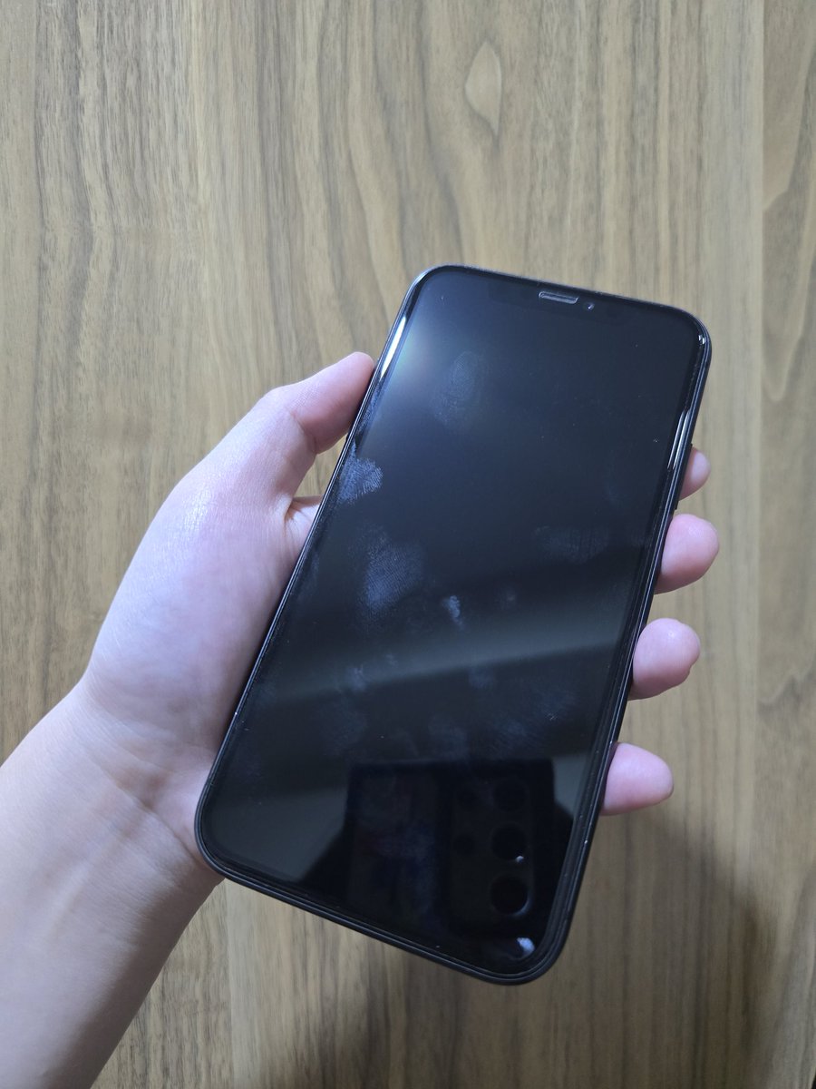 dropsomedibi's tweet photo. lfb wts wtb

iPhone 11 Black 128gb

Face ID working
Any simcard
Battery life 75%
Original cable w/ Bavin charging block included
Tempered Glass good as new
No glass cracks

Freebie:
Romoss Powerbank
Black Smartdevil phone case

9,700 PHP

RFS: Upgraded

Meetup @ Alabang area https://t.co/A7uSQ942vg