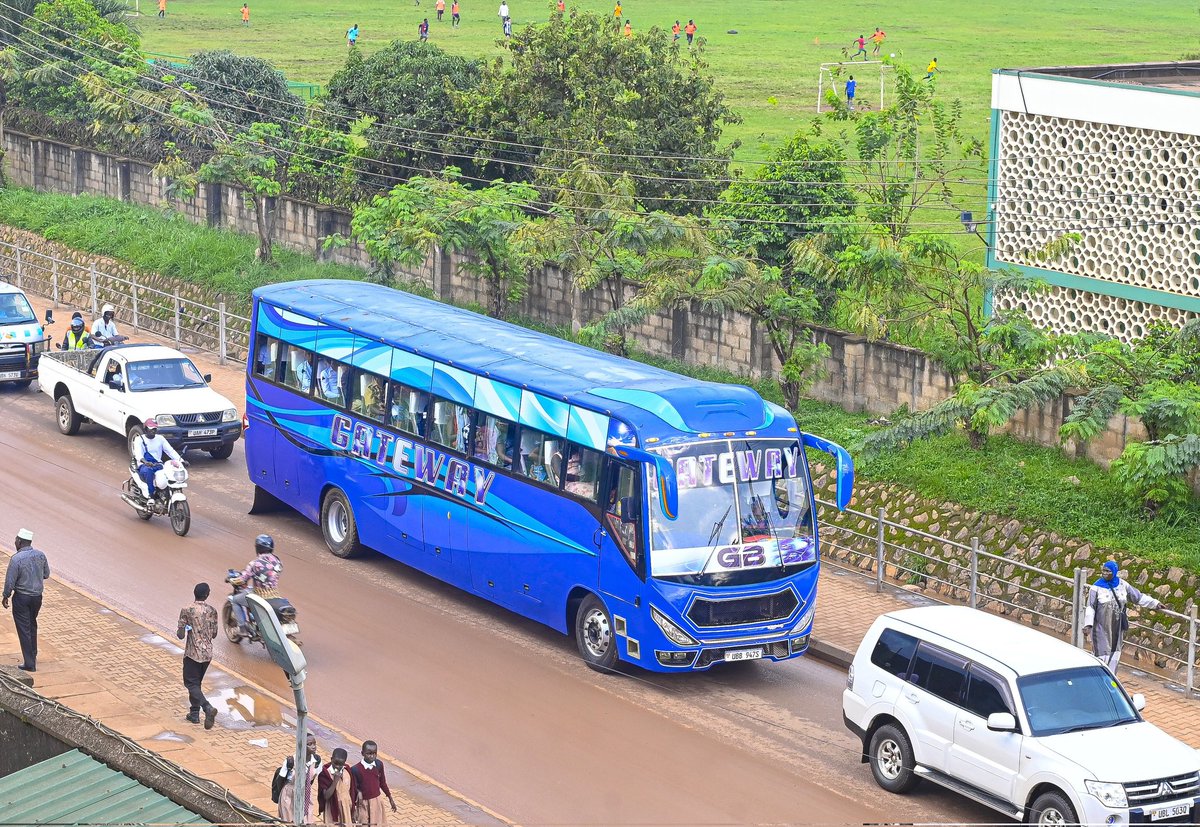 Gatewaybuses's tweet photo. Spot the blue beauty on the road today? 💙🚍
Where are you traveling next with Gateway?
#GatewayBus https://t.co/QpYALtg5s2