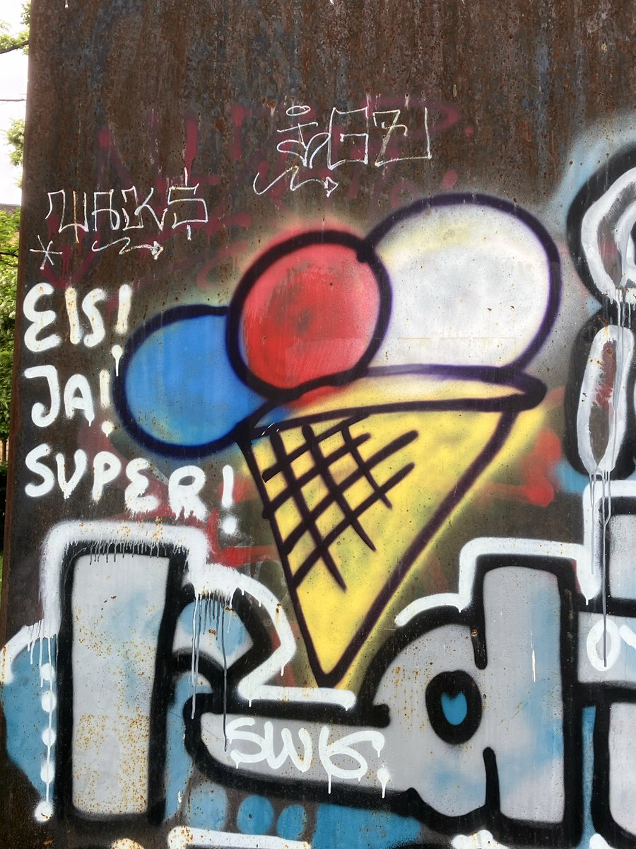 Guten Morgen, Welt!
Es ist dunkel und nass-kühl und ich glaube, meine Eissaison 2025 ist zu Ende 😭 Noch etwas, das ich am kommenden Winter nicht mag. Da helfen nur positive Gedanken 🥰
Habt alle einen wunderschönen Tag 😘😘😘