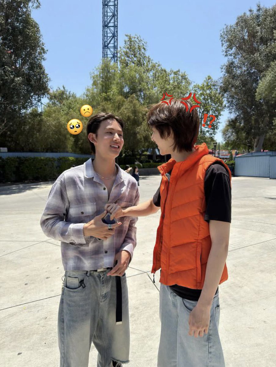 Juhbon's tweet image. look at how adik hyeon puppying eyes me to ride that extreme rides with him. will his puppy eyes actually work this time &amp;lt;??&amp;gt;