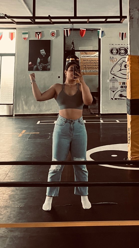 سخت بود ولی باید پس میدادمش به خودم داشتم هر دِینی.