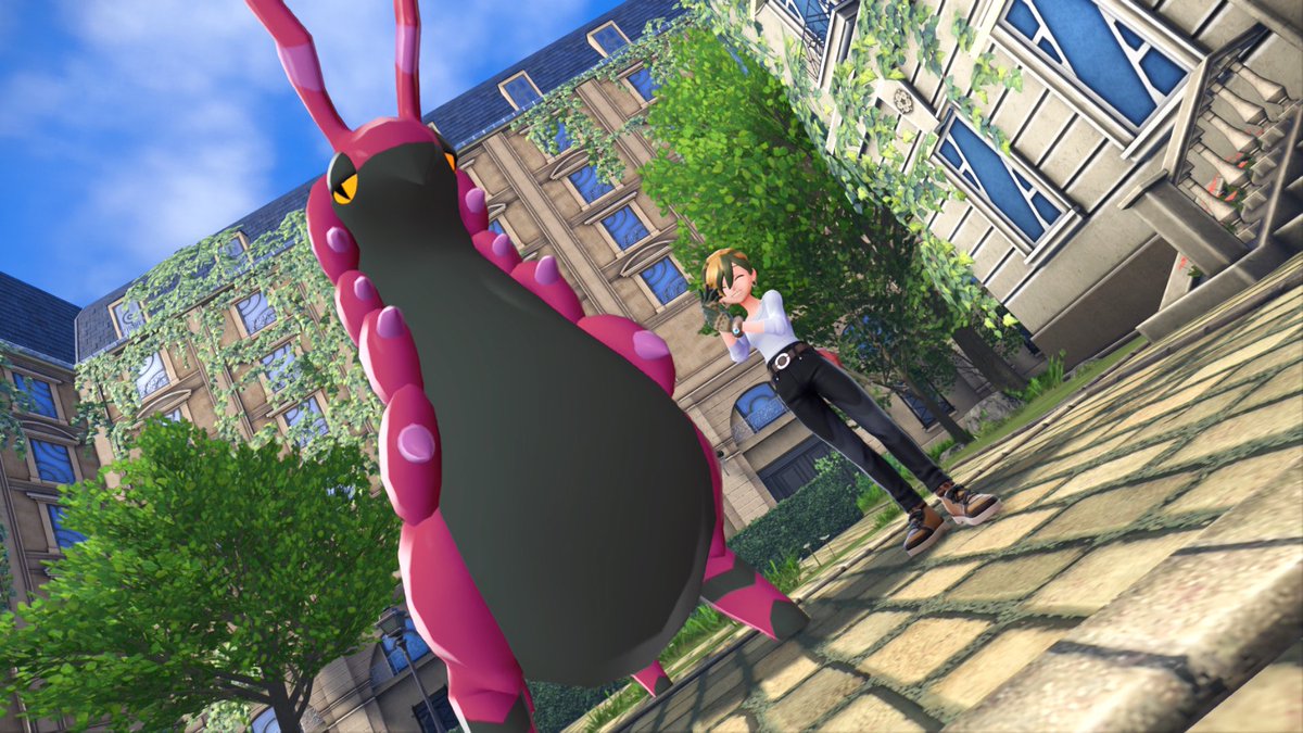 BOM_P_'s tweet photo. 今更ながらポケモンZA始めた　(4日目くらい)
見なよ…私の相棒クソデカペンドラーくんを
心底カメラに興味無さそうな顔がかわいいだろ https://t.co/zHLIO184Ht