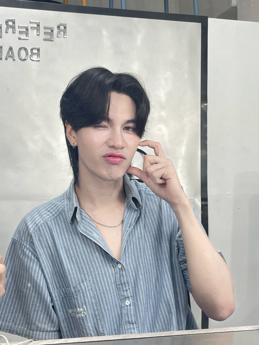 KCNXWS_'s tweet photo. ในรอบล้านปี https://t.co/qGQKveIAN6