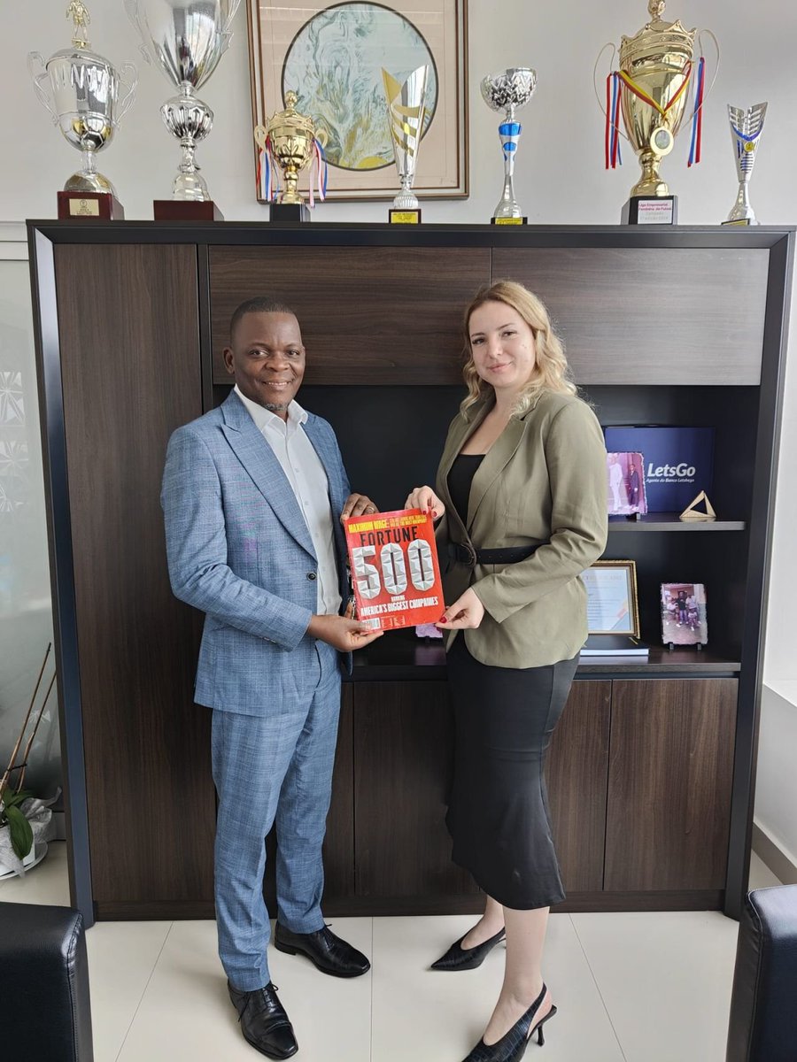 ReoComm's tweet image. REO Communications met with Carlos J. Nhamahango, CEO of Letshego Mozambique, for our upcoming report to appear in Fortune. 🇲🇿 He shared how Letshego drives financial inclusion through digital innovation and empowerment. #Mozambique #Letshego #FinancialInclusion