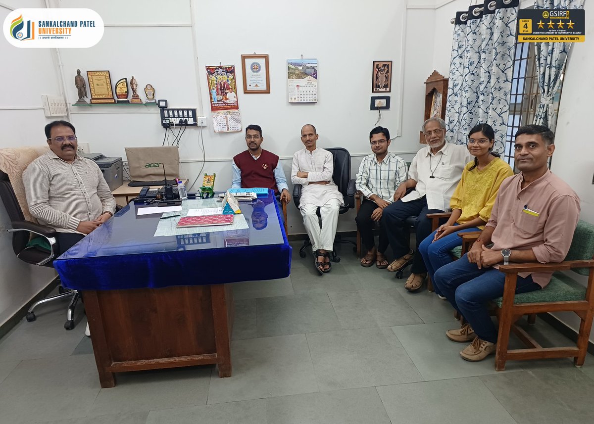 spuvsn's tweet image. 📢 સાંકળચંદ પટેલ યુનિવર્સિટીની અનોખી પહેલ

સાંકળચંદ પટેલ યુનિવર્સિટી દ્વારા UHV ફાઉન્ડેશન, NCCIP–AICTE અને ગુજરાત સરકારના સહયોગથી મહેસાણા જેલમાં ‘યુનિવર્સલ હ્યુમન વેલ્યુઝ’ વિષયક વર્કશોપનું આયોજન કરવામાં આવ્યું.
#SPU #UniversalHumanValues #UHVFoundation #AICTE #NCCIP