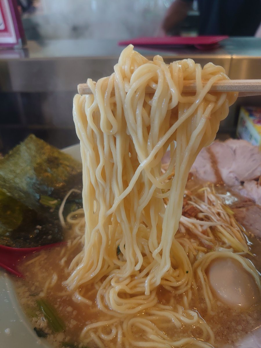 ラーメン好き みなと軒 三宮高架下店 神戸/ラーメン/中華そば/油そば | 神戸三宮10選