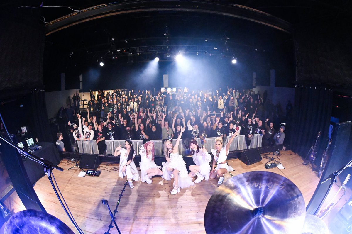 🇺🇸LAWrence!! You are the LAW!! Thank you <a href="/theGranada/">The Granada Theater</a> !!

Tomorrow is Dallas, TX!

🎟️lovebites.jp/shows/#live72

🎪Nov 11 - Dallas, TX - Trees
🎪Nov 12 - Austin, TX - Come And Take It Live
🎪Nov 14 - San Luis Obispo, CA - Fremont Theater
🎪Nov 15 - Los Angeles, CA - The Vermont