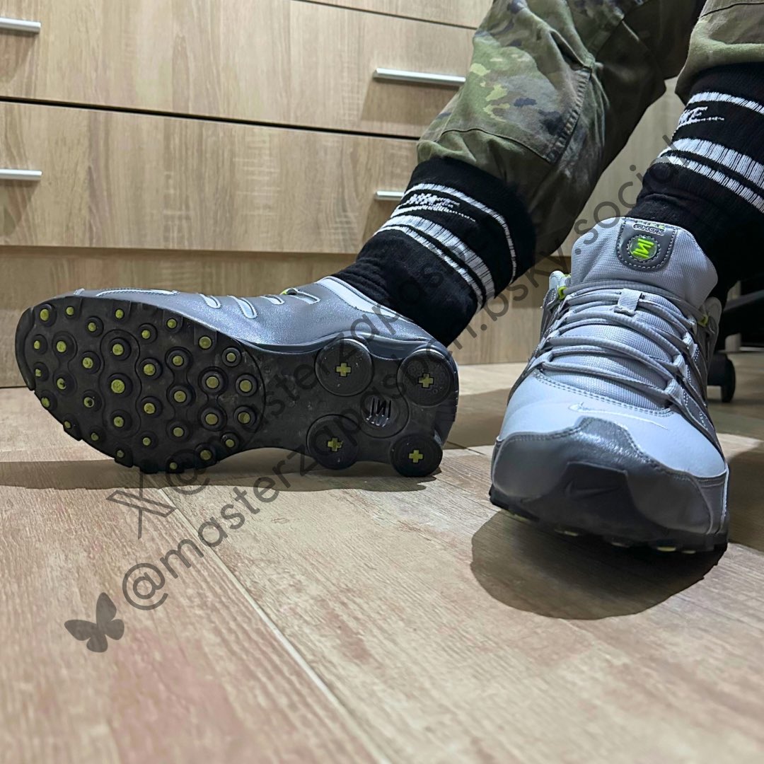 masterzapasbcn's tweet photo. Babeas mierda por estar limpiándome las zapas 
https://t.co/Hl2nDqUqQp
#cashmaster #master #alphamaster #sub #moneyslave #findom #cashslave #slave #paypig #stomping #trampling  #cash #humanatm https://t.co/CdwhgEElnE