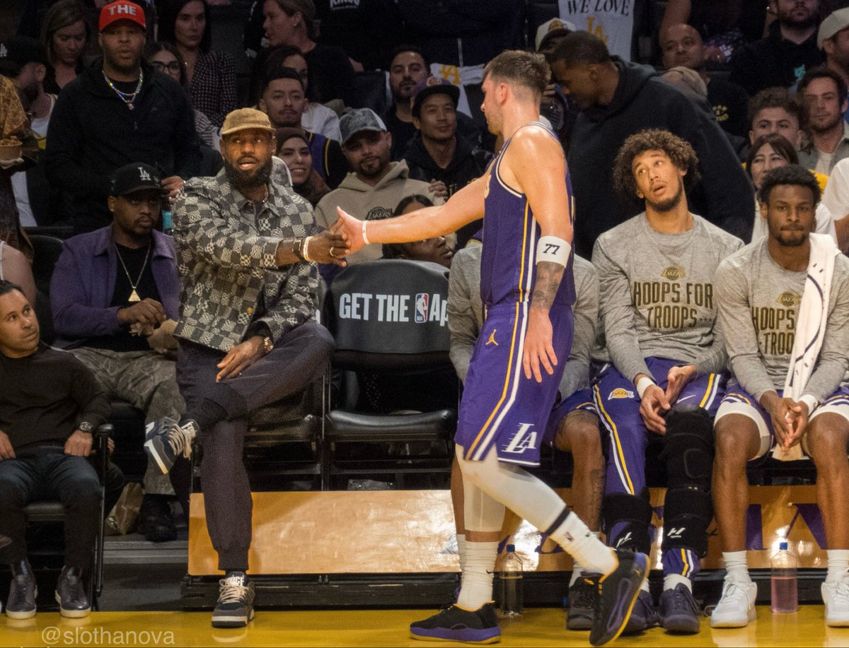 Rome_Beast's tweet photo. “Lebron does not like playing with Luka," Gambadoro said, per Yahoo Sports. "Reaves does not like playing with Luka. Reaves does not like getting the ball with two seconds left on the shot clock. LeBron is not fond of playing with Luka. The Lakers are going to turn their attention to build around Luka, not Lebron."